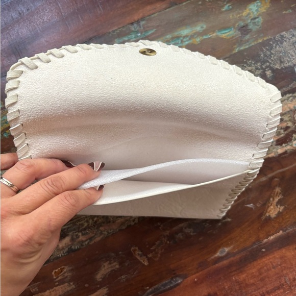 Hand Painted Bee Cream Wristlet - Picture 6 of 11